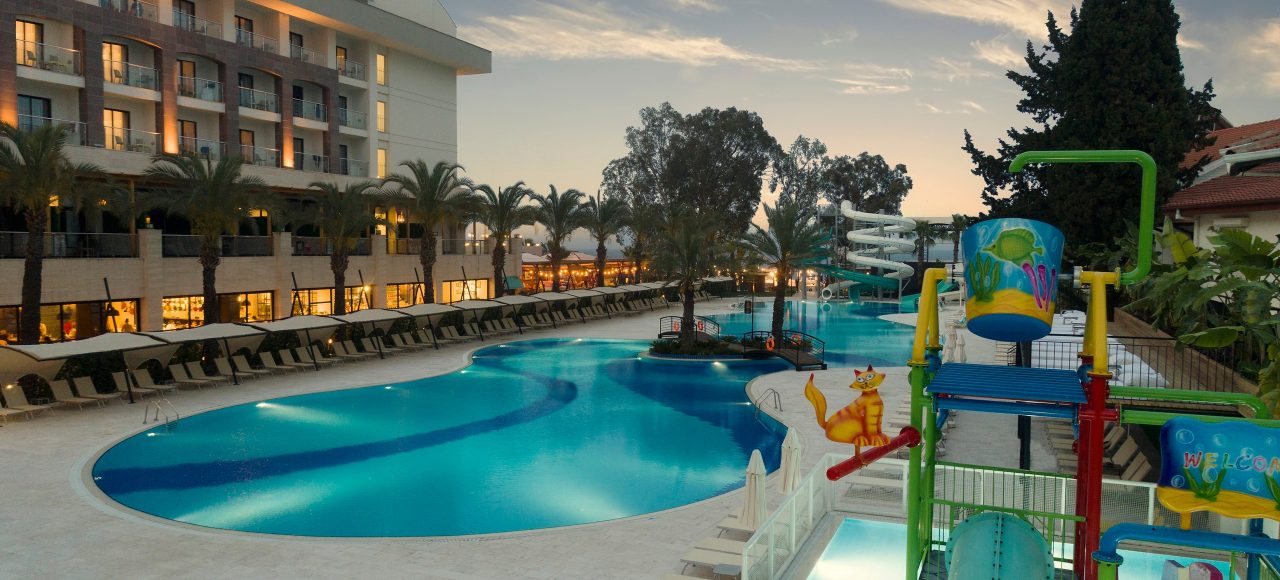 Double Tree by Hilton Kusadasi Transfer