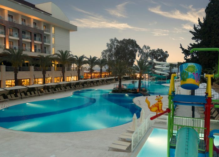 Double Tree by Hilton Kusadasi Transfer