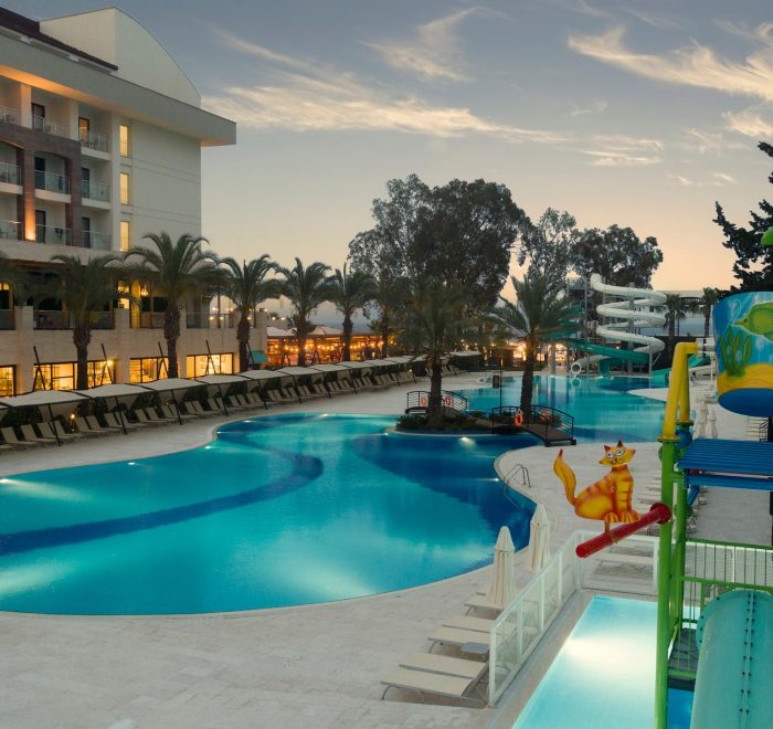 Double Tree by Hilton Kusadasi Transfer