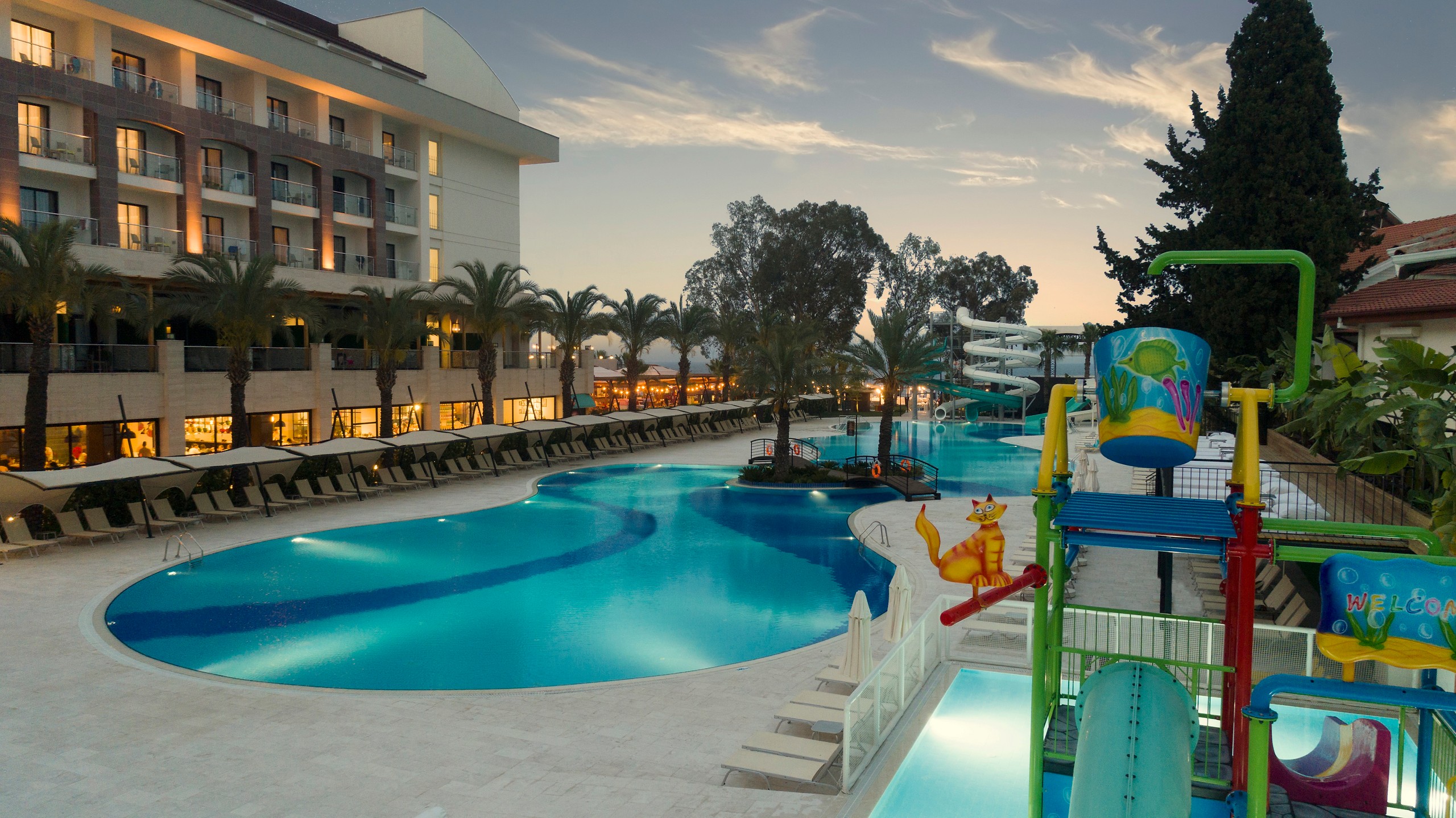 Double Tree by Hilton Kusadasi Transfer