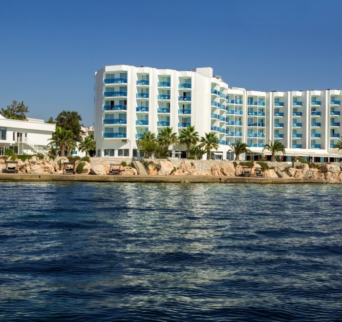 Le Bleu Hotel & Resort Transfer