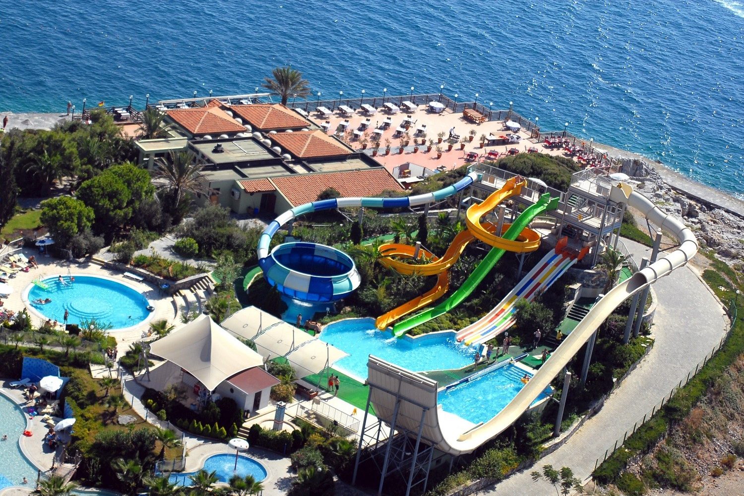 Pine Bay Holiday Resort Hotel